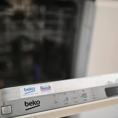 Apartament Przy Metro Kondratowicza *