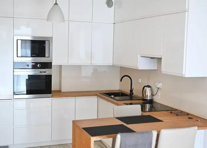 Przy Metro Kondratowicza