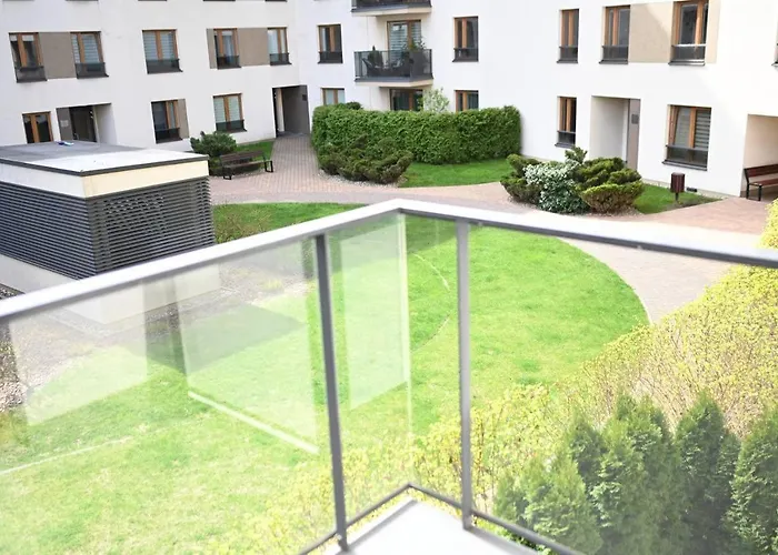 Przy Metro Kondratowicza