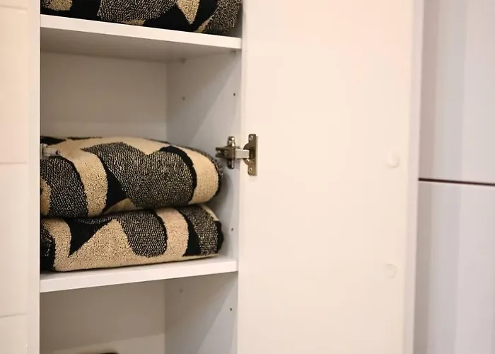 Przy Metro Kondratowicza شقة *