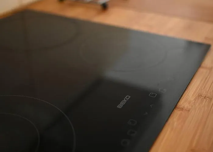 Przy Metro Kondratowicza *